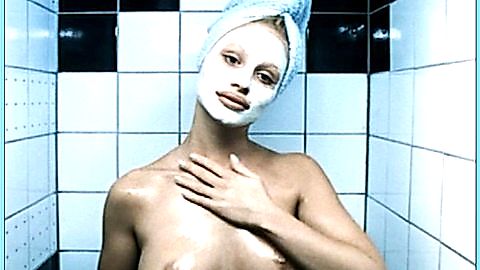 Pic: Lisa Grossmann in Models (1999)