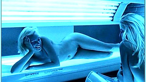 Pic: Viviane Bartsch in Models (1999)