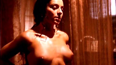 Pic: Ivonne Montero in El tigre de Santa Julia (2002)