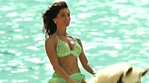 Pic: Caterina Murino in Casino Royale (2006)