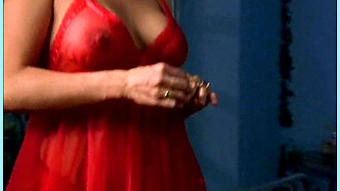 Pic: Anita Alvarado in Los debutantes (2003)