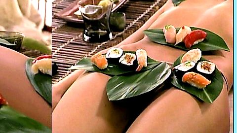 Pic: Adrianne Curry in The Surreal Life (2003)