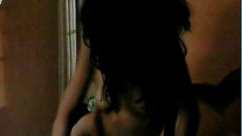 Pic: Lubna Azabal in Une minute de soleil en moins (2003)