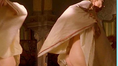 Pic: Eileen Atkins in Vanity Fair (2004)