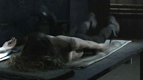 Pic: Sarah Carter in Falling Skies