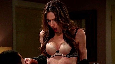 Pic: Marin Hinkle in Two and a Half Men (2003)