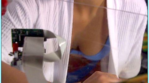 Pic: Erin Davis in Odyssey 5 (2002)