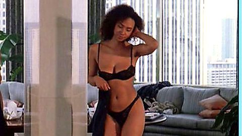 Pic: Liza Cruzat in Excessive Force (1993)