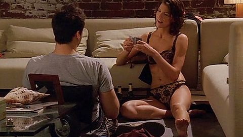 Pic: Tricia Helfer in Memory (2006)