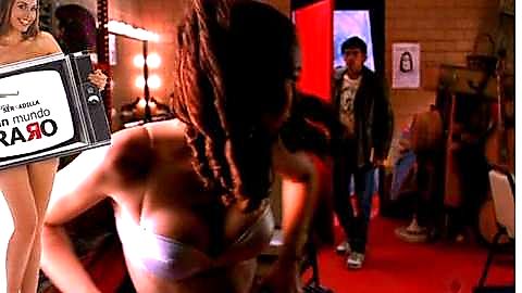 Pic: Ana Serradilla in Un mundo raro (2001)