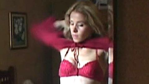 Pic: Leona Cavalli in Contra Todos (2003)