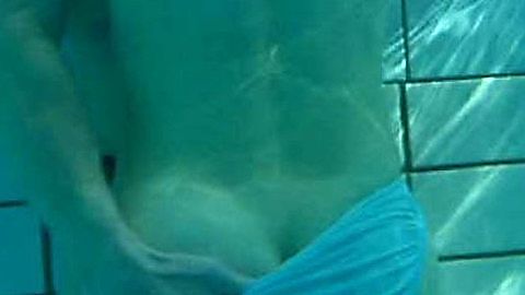 Pic: Sophie Museur in Des plumes dans la tête (2003)