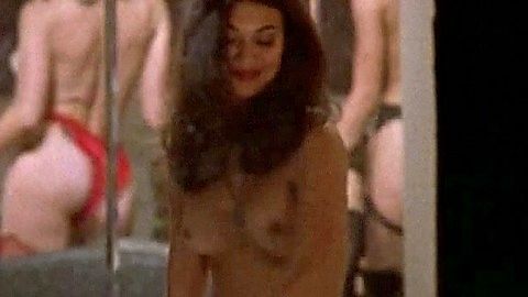 Pic: Katrina Rae in Romeo Is Bleeding (1994)