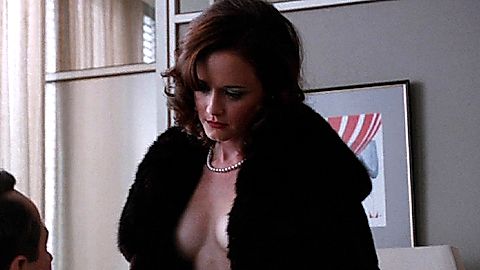 Pic: Alexis Bledel in Mad Men (2007)