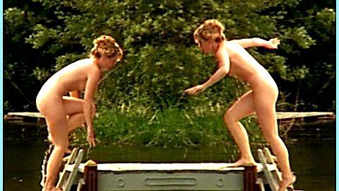 Pic: Pauline Knof in Durch Liebe erlöst - Das Geheimnis des Roten Hauses (2005)