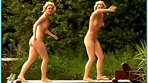 Pic: Pauline Knof in Durch Liebe erlöst - Das Geheimnis des Roten Hauses (2005)