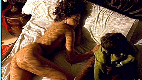 Pic: Yoima Valdés in 800 Bullets (2002)