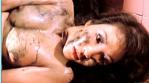 Pic: Angela Yu Chien in The Oily Maniac (1976)