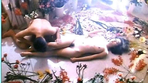 Pic: Git Goo in False Lady (1992)