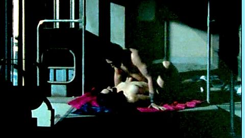 Pic: Tamara Acosta in Azul y blanco (2004)