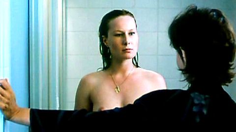 Pic: Julie Marboeuf in Temps de chien (1996)