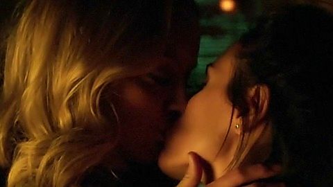 Pic: Zoie Palmer in Lost Girl (2010)