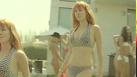 Pic: Kira Miró in Isi & Disi, alto voltaje (2006)