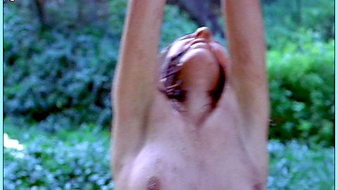 Pic: Natalie Avital in Shallow Ground (2004)