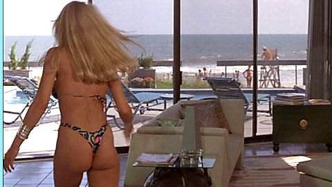 Pic: Eloise DeJoria in Weekend at Bernie's (1989)