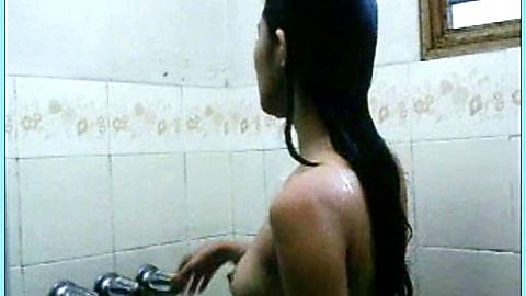 Pic: Isabel Reyes in Kahit saan... kung pwede (1998)