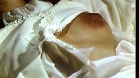 Pic: Virginia Mataix in Cuentos eróticos (1980)