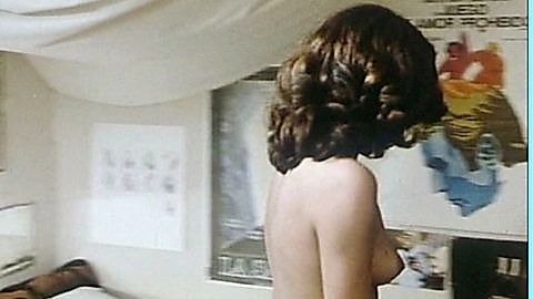 Pic: Virginia Mataix in El poderoso influjo de la luna (1981)