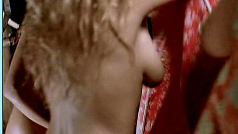 Pic: Irina Vovchenko in 4 (2005)