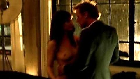 Pic: Carice van Houten in Komt een vrouw bij de dokter (2009)