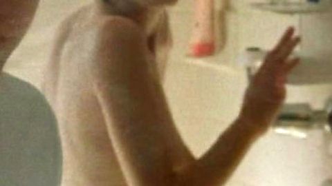 Pic: Arly Jover in The Young Unknowns (2000)