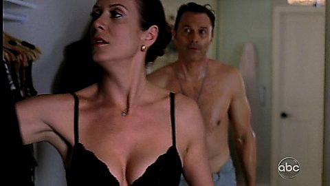Pic: Kate Walsh in Private Practice (2007)