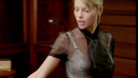 Pic: Lauren German in Made for Each Other (2009)