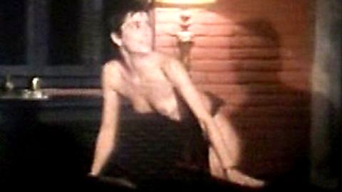 Pic: Paola Montenero in Il mondo porno di due sorelle (1978)