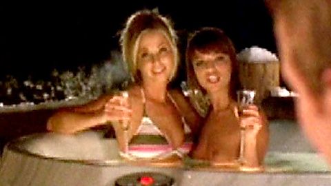 Pic: Angela Trimbur in Entourage (2004)