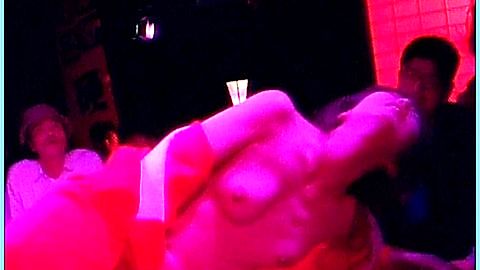 Pic: Hitomi Shimizu in Debeso (1996)
