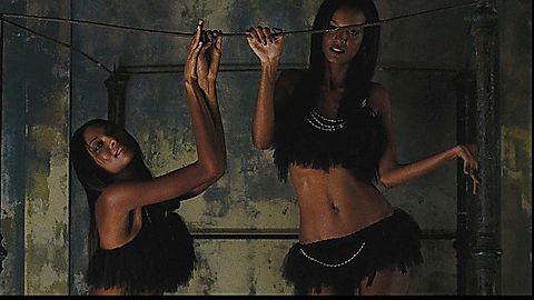 Pic: Liya Kebede in Lord of War (2005)