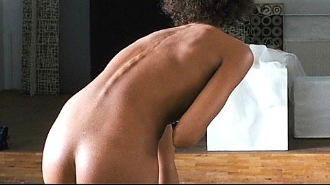 Pic: Liya Kebede in Desert Flower (2009)