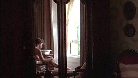 Pic: Siri Neal in Waterland (1992)