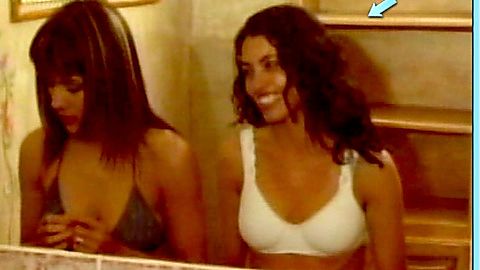 Pic: Alejandra Mena in La sombra del sahuaro (2004)