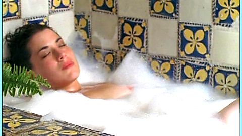 Pic: Alejandra Marin in Secreto de amor (2005)