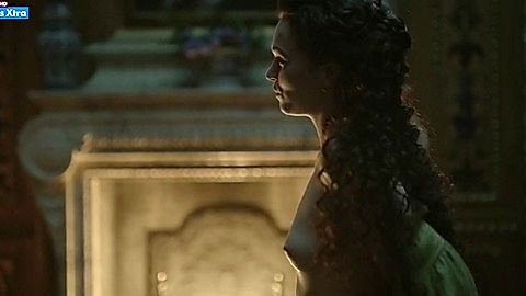 Pic: Anna Brewster in Versailles (2015)