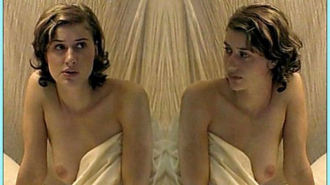 Pic: Marie Rönnebeck in Hallesche Kometen (2005)