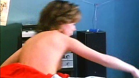 Pic: Sonia Vollereaux in Vous habitez chez vos parents? (1983)