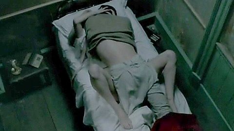 Pic: Billie Piper in Penny Dreadful (2014)