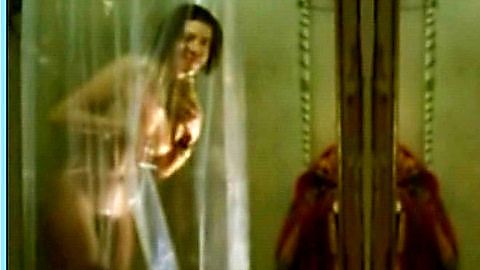 Pic: Kira Koschella in Drei mit Herz (1999)